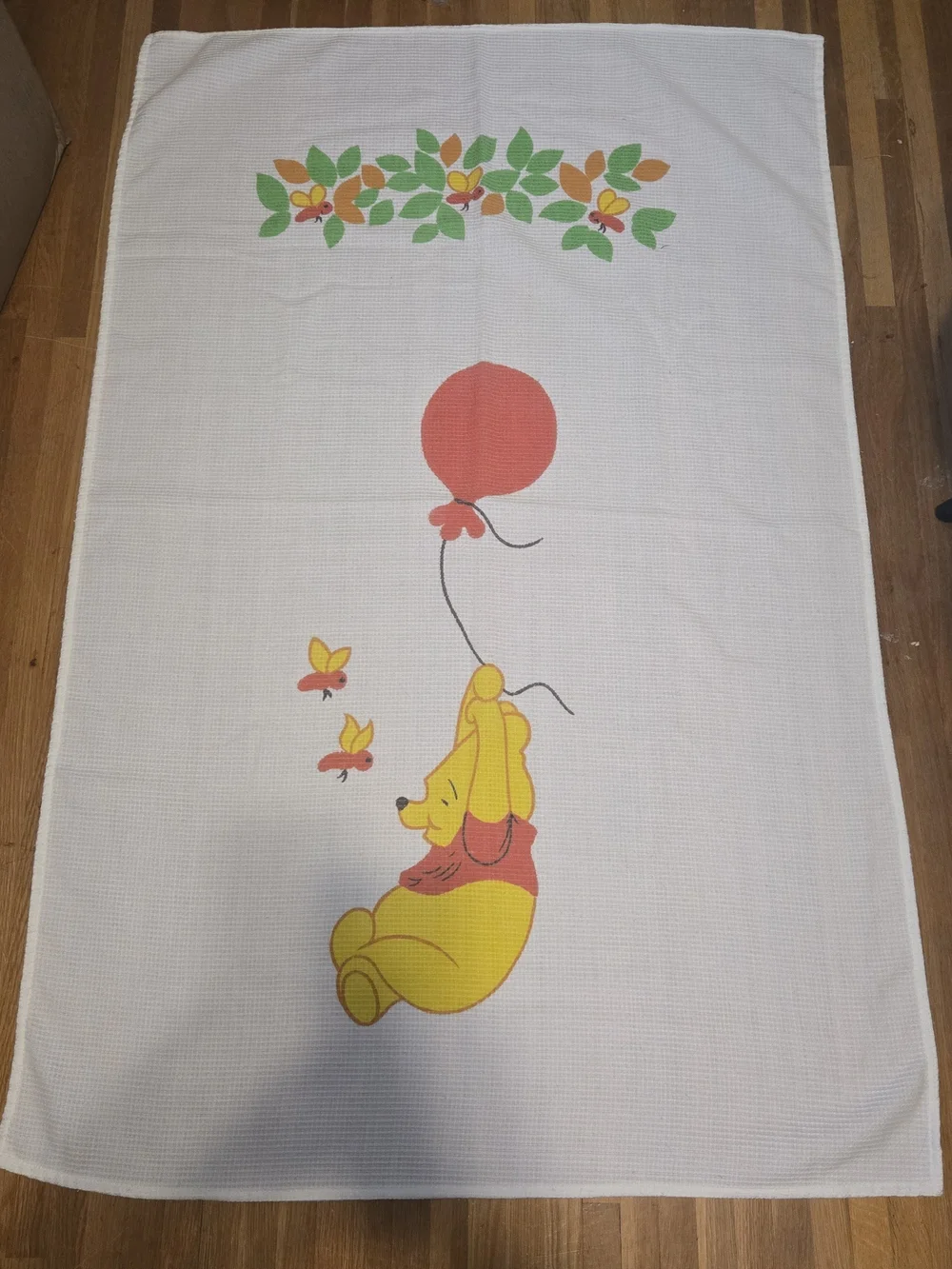 Waffle Knit Winnie the Pooh Balloon Throw Blanket - White, Yellow, Red